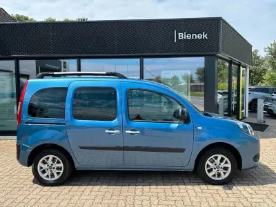 Gebraucht Renault Kangoo LIMITED 95 PS (69 kW) 2020 Blau Van / Kleinbus