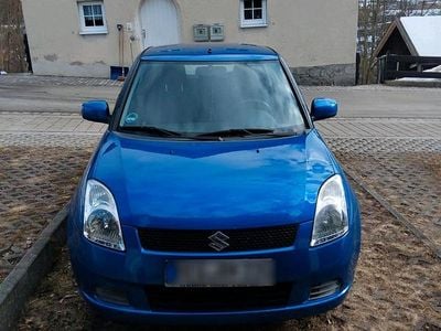 Blau Gebraucht 2005 Suzuki Swift Comfort Kleinwagen | 2.000 € (Guter Preis)