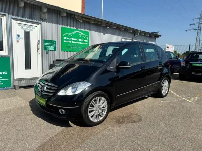 Gebraucht Mercedes A180 Elegance 109 PS (80 kW) 2012 Schwarz Kleinwagen