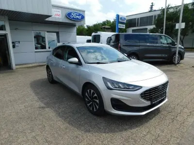 Gebraucht Ford Focus Titanium X 116 PS (85 kW) 2023 Silber Limousine