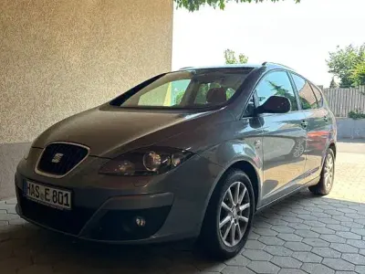 Gebraucht Seat Altea Style 160 PS (117 kW) 2012 Silber Van / Kleinbus