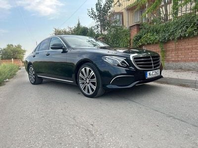 Mercedes E220