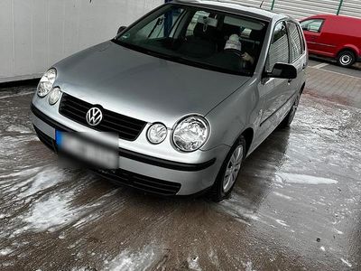 Gebraucht VW Polo 54 PS (39 kW) 2003 Grau Kleinwagen