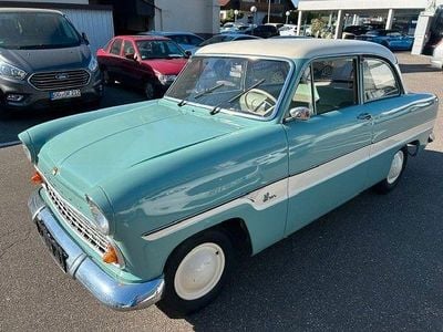 Usado Ford Taunus 38 HP (27 kW) 1960 Verde Sedan