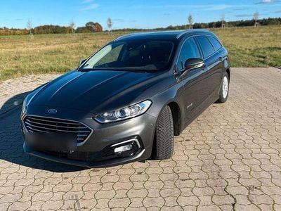 Gebraucht Ford Mondeo Titanium 184 PS (135 kW) 2019 Grau Kombi