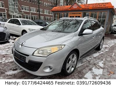 Gebraucht Renault Mégane III 131 PS (96 kW) 2011 Silber Limousine