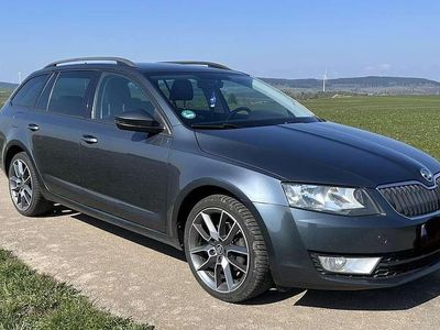 Gebraucht Skoda Octavia Style 150 PS (110 kW) 2016 Grau Kleinwagen
