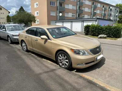 Gebraucht Lexus LS460 381 PS (280 kW) 2009 Beige Limousine