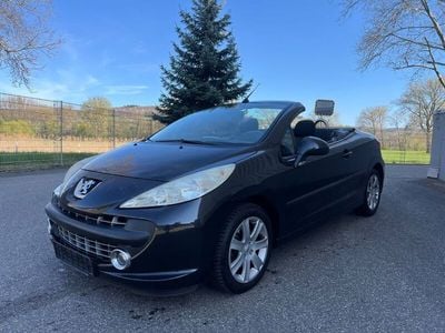 Gebraucht Peugeot 207 CC Sport 109 PS (80 kW) 2008 Schwarz Cabrio