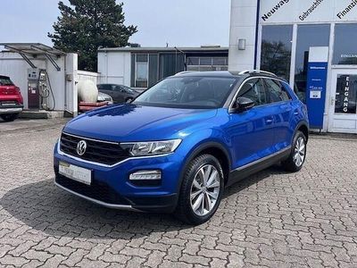 Second-hand VW T-Roc Style 150 CP (110 kW) 2018 Albastru SUV