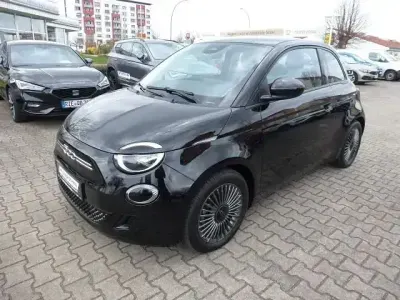 Second-hand Fiat 500e Icon 86 kW (118 CP) 2022 Negru Hatchback