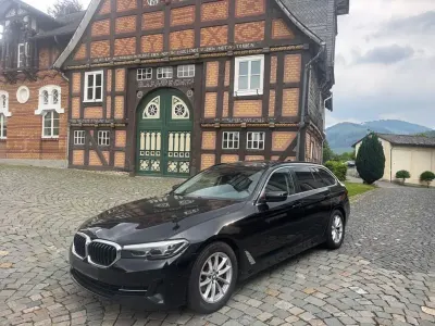 Gebraucht BMW 520 190 PS (139 kW) 2022 Schwarz Limousine