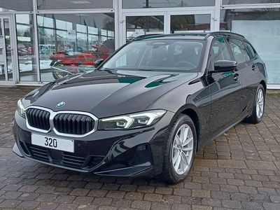Schwarz Gebraucht 2024 BMW 320 Kombi | 34.890 € (Guter Preis)