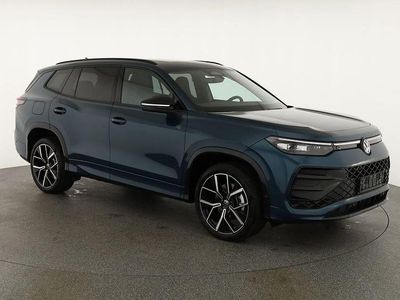 Neu VW Tayron R-line 193 PS (141 kW) 2025 Grenadill schwarz metallic SUV