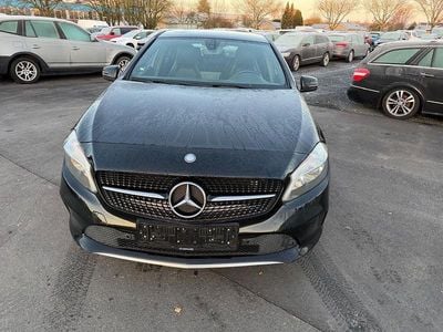 Gebraucht Mercedes A200 136 PS (100 kW) 2015 Schwarz Limousine