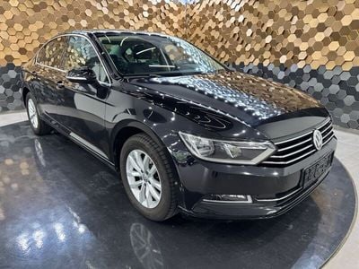 Gebraucht VW Passat Comfortline 150 PS (110 kW) 2015 Schwarz Limousine