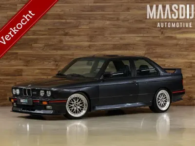 Gebraucht BMW M3 215 PS (158 kW) 1990 Schwarz Limousine