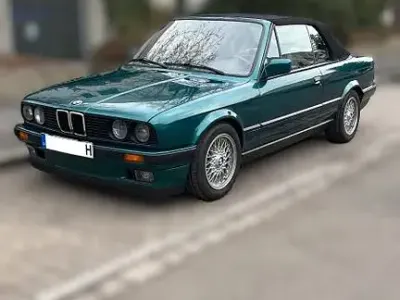 Gebraucht BMW 318 Cabriolet M Sport 113 PS (83 kW) 1991 Grün Cabrio