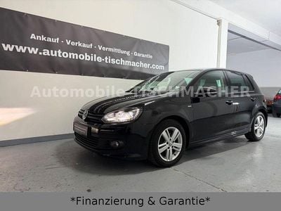 Gebraucht VW Golf VII Match 105 PS (77 kW) 2012 Lc9x blackmagic perleffekt Limousine