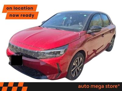 Gebraucht Opel Corsa 101 PS (74 kW) 2025 Lackierung peperoncino red/typ Kleinwagen