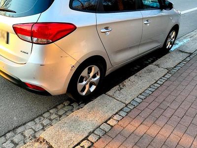 Usata Kia Carens 136 CV (100 kW) 2015 Argento Monovolume