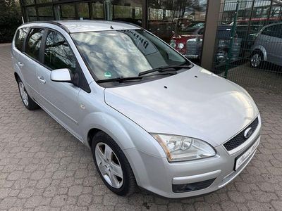 Second-hand Ford Focus Style 109 CP (80 kW) 2007 Argintiu Berlinǎ