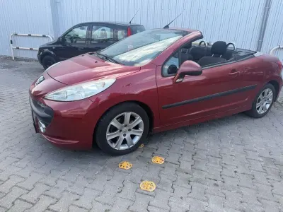 Gebraucht Peugeot 207 CC 120 PS (88 kW) 2008 Cabrio