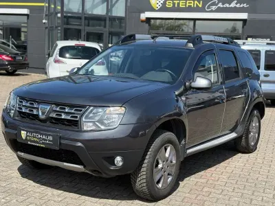 Second-hand Dacia Duster Prestige 114 CP (83 kW) 2017 Gri SUV