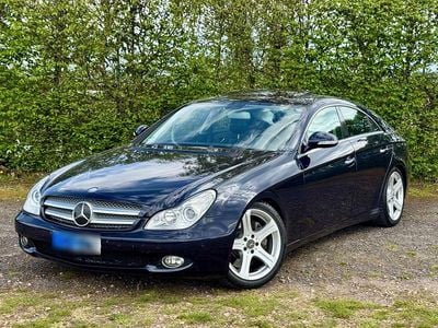 Usata Mercedes CLS500 387 CV (284 kW) 2007 Blu Coupé