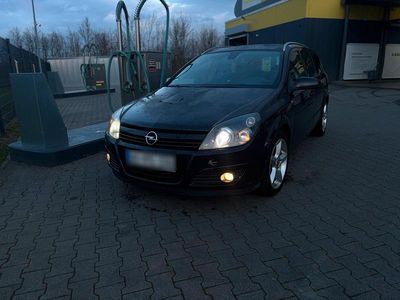 Gebraucht Opel Astra 150 PS (110 kW) 2005 Schwarz Kombi