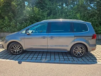 Gebraucht Seat Alhambra XCELLENCE 150 PS (110 kW) 2019 Grau Van / Kleinbus