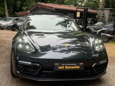 Porsche Panamera 4
