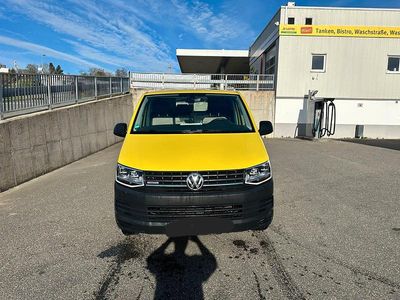 Usata VW Transporter 150 CV (110 kW) 2018 Giallo Furgone
