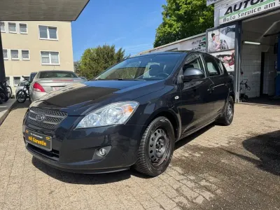 Gebraucht Kia Ceed LX 122 PS (89 kW) 2007 Schwarz Kleinwagen