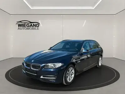 Używany BMW 520 Performance 190 KM (139 kW) 2015 Niebieski Kombi