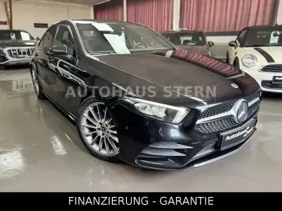 Gebraucht Mercedes A250 AMG 224 PS (164 kW) 2019 Kosmosschwarz (metallic) Limousine