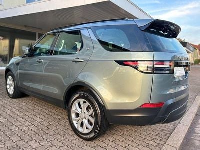Land Rover Discovery 5