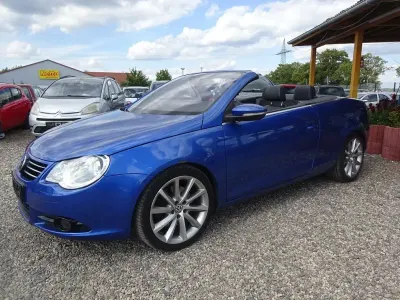 Gebraucht VW Eos 140 PS (102 kW) 2010 Blau Cabrio