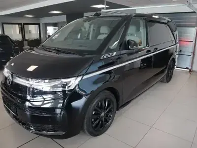 Gebraucht VW Multivan Sound 150 PS (110 kW) 2025 Deep black Van / Kleinbus