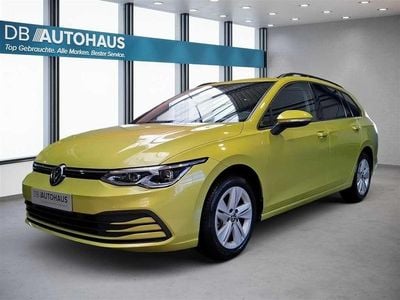 Gebraucht VW Golf VIII Life 150 PS (110 kW) 2024 Gelb Kombi