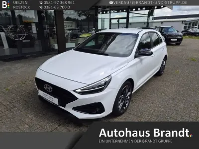 Gebraucht Hyundai i30 Advantage 101 PS (74 kW) 2025 Weiß Limousine