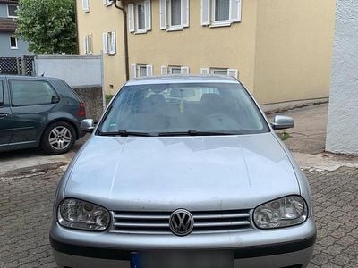 VW Golf IV