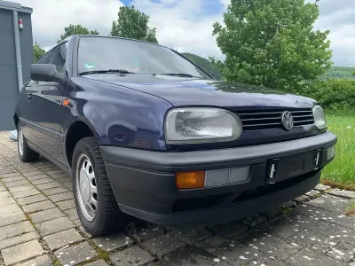 Gebraucht VW Golf III 60 PS (44 kW) 1994 Violet Limousine