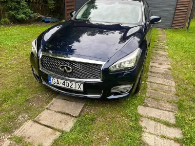 Gebraucht Infiniti Q70 364 PS (267 kW) 2018 Blau Limousine