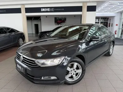 Gebraucht VW Passat Comfortline 190 PS (139 kW) 2015 Grau Limousine