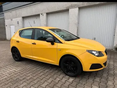 Gebraucht Seat Ibiza Reference 69 PS (50 kW) 2009 Gelb Limousine