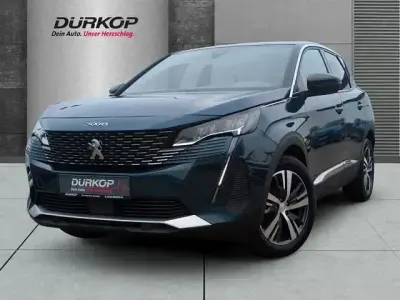 Gebraucht Peugeot 3008 Allure 131 PS (96 kW) 2023 Blau SUV