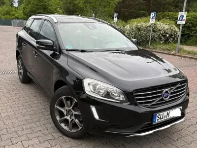 Usata Volvo XC60 Momentum 136 CV (100 kW) 2014 Nero SUV