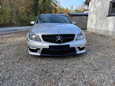 Mercedes C63 AMG