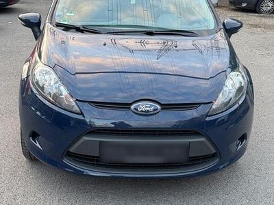 Second-hand Ford Fiesta 60 CP (44 kW) 2010 Albastru Hatchback